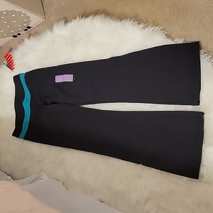 Kirkland stretch pant reversible black teal to solid wicking flare leg XS NEW…